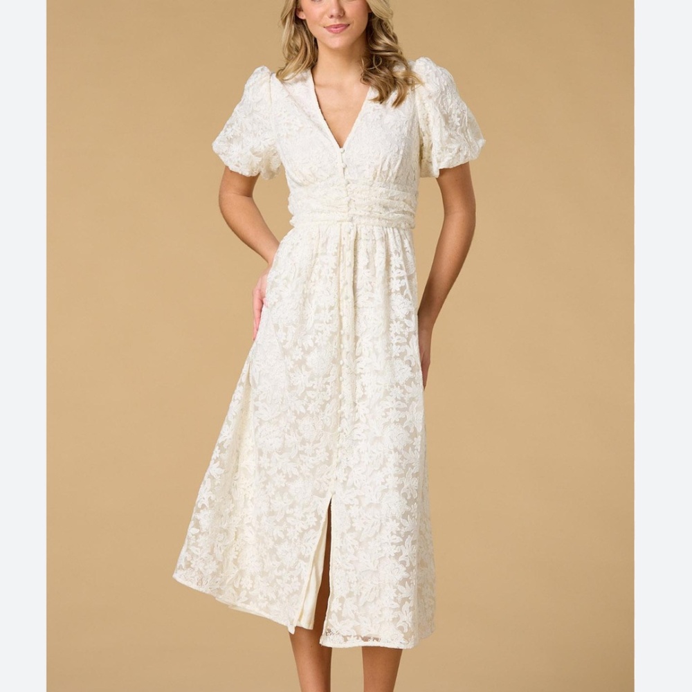 Baltic Born size S Lace maxi dress off white short sleeve v-neck lined bridal